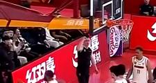Kaiyuan Game card-防守失误频出，球队多轮比赛不胜