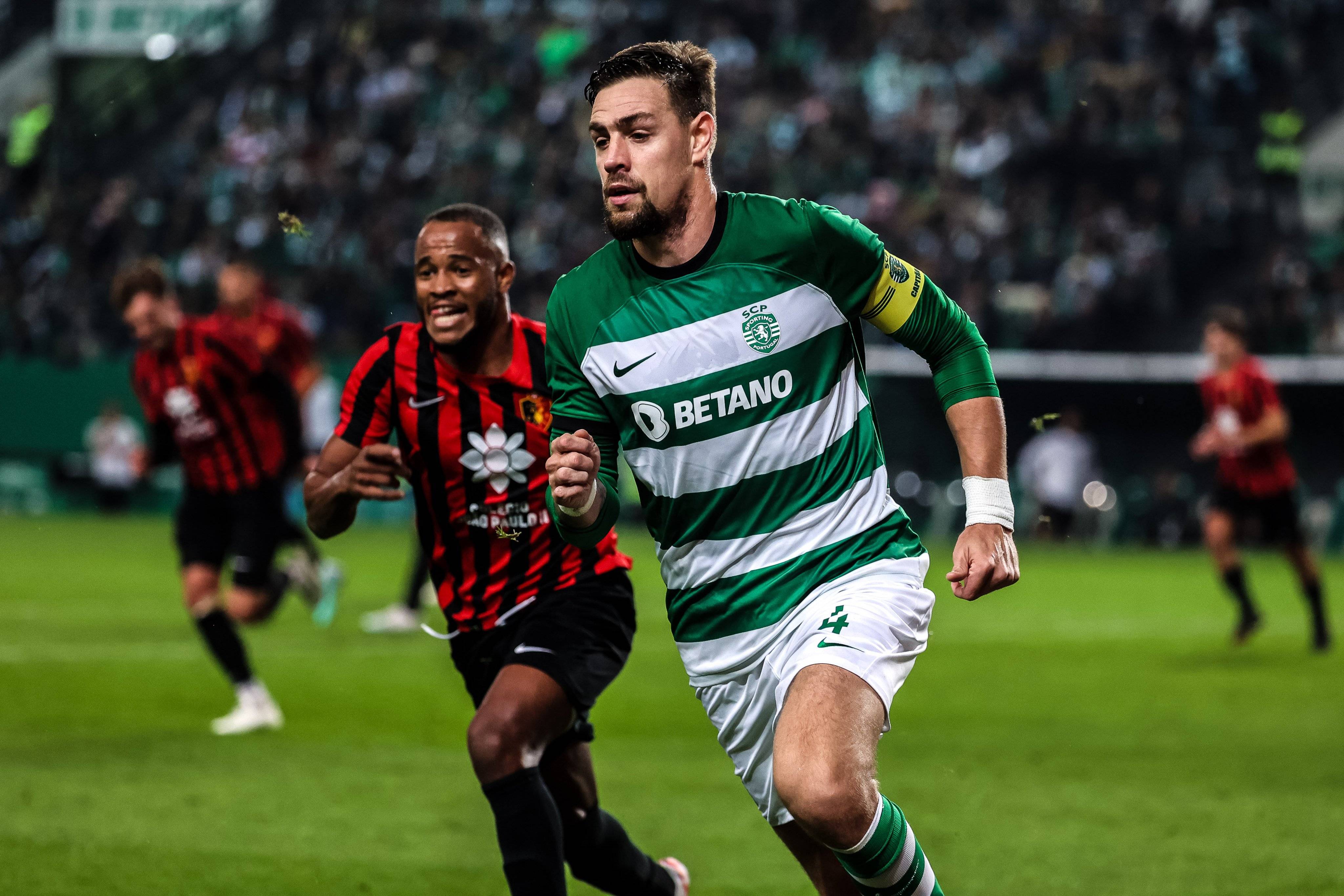 比利亚雷亚尔新援首秀获好评 比利亚雷亚尔新援首秀获好评