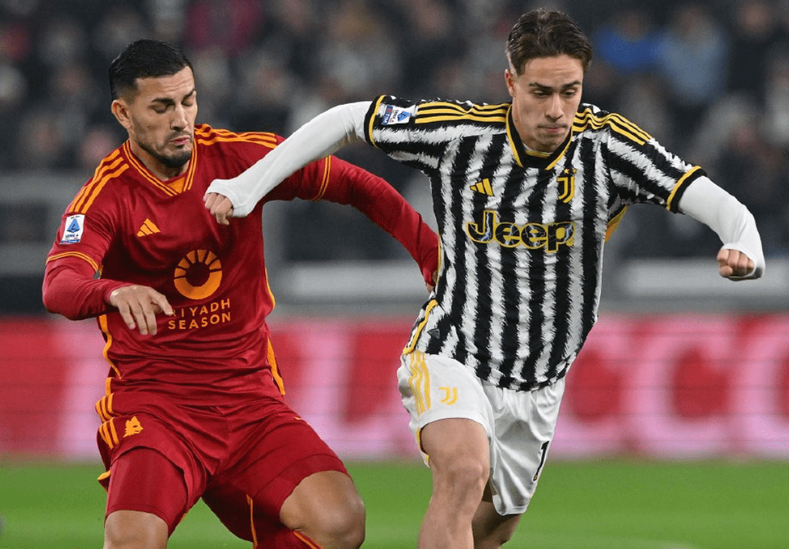 国际米兰逆转击败AC米兰，重返意甲积分榜榜首