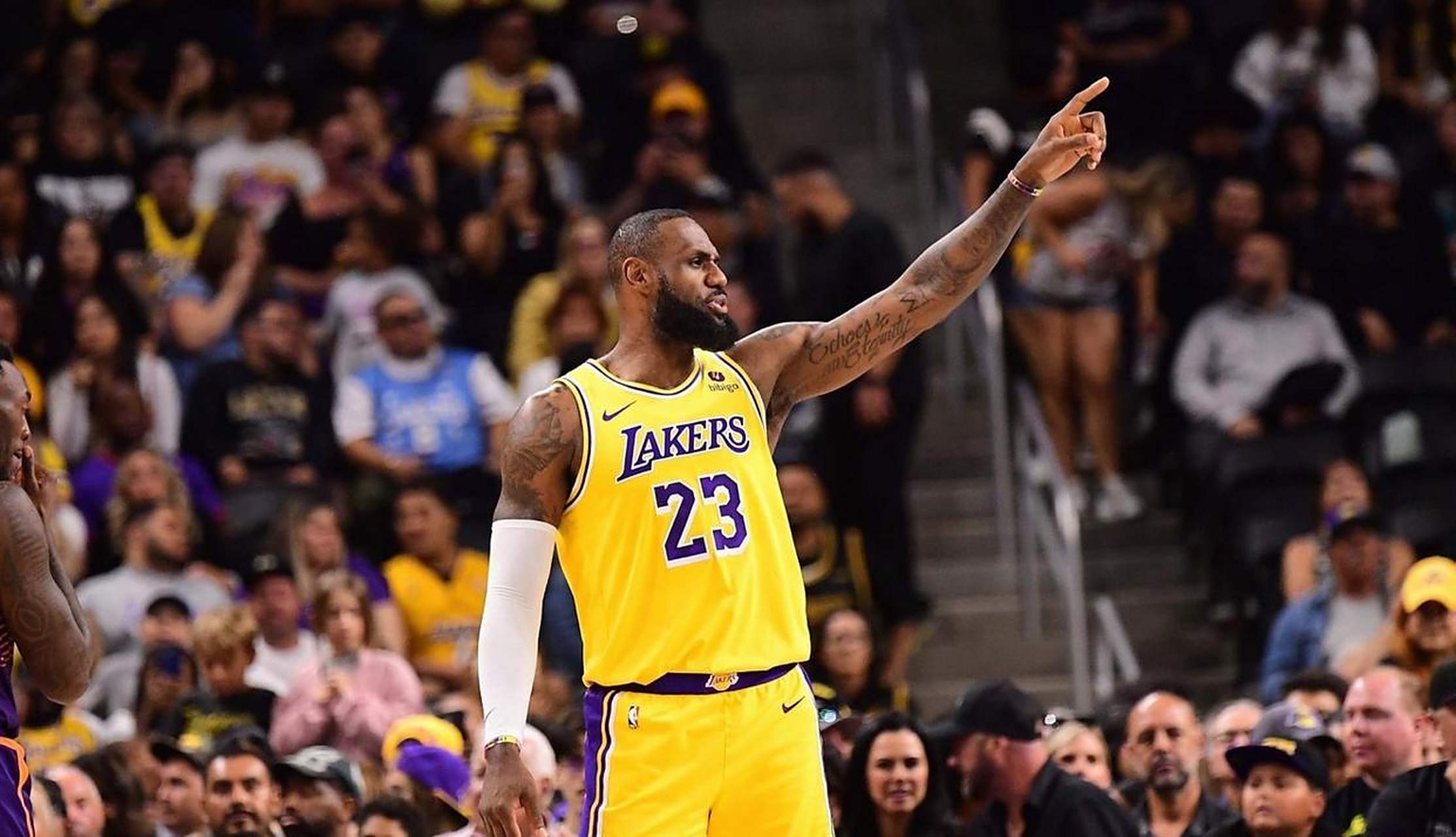 关于湖人不敌奇才，詹姆斯独得28分，湖人客场告负的信息