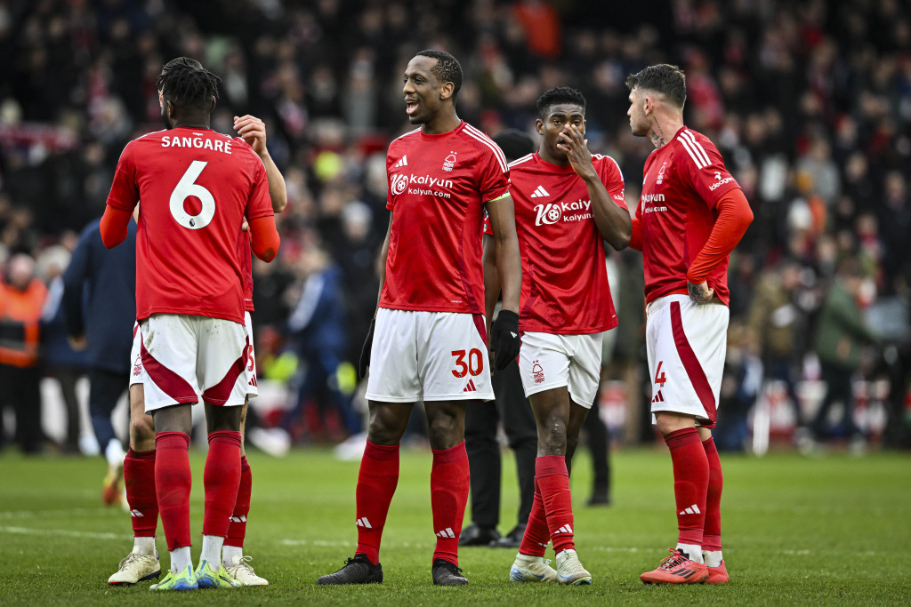 利物浦客场1-0战胜伯恩茅斯，继续领跑英超积分榜